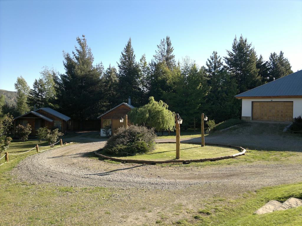 Complejo La Cautiva Villa Esquel Exterior photo